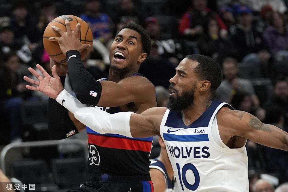 的亮眼表现 的亮眼表现